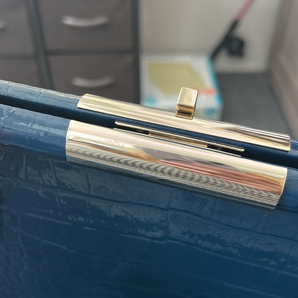 Kate Spade Navy Croc-Embossed Shoulder Bag and Dust BagNavy Blue Preowned - Picture 6 of 15